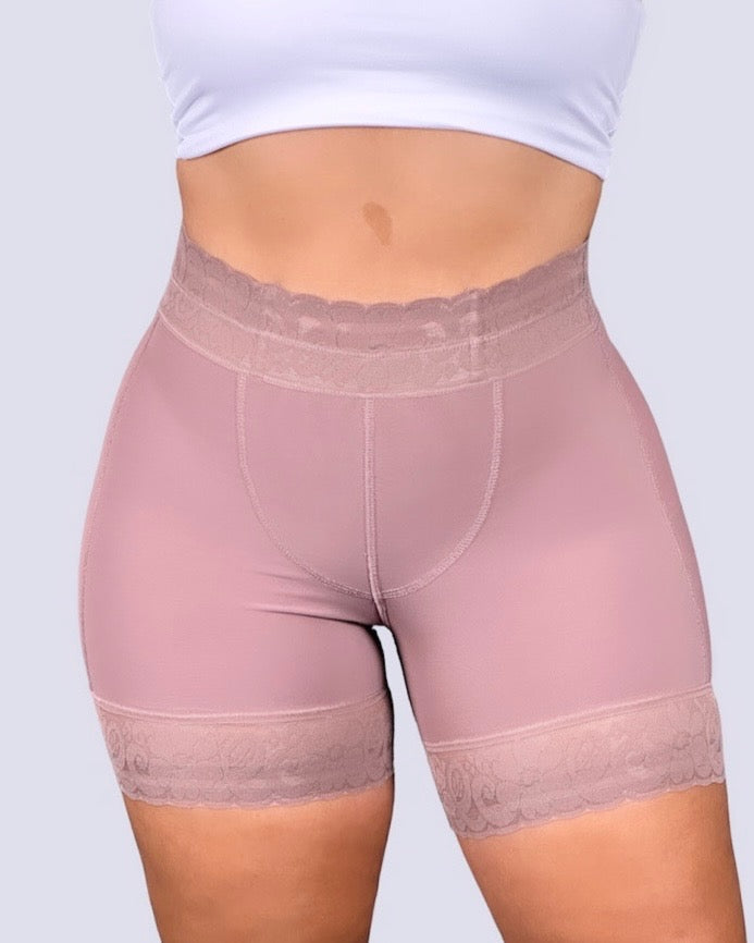 Short Curvas Invisibles